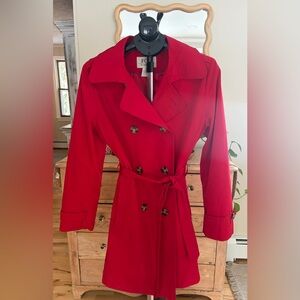 Trenchcoat red double breasted belted six button closure womens L EXCELLENT Rain
